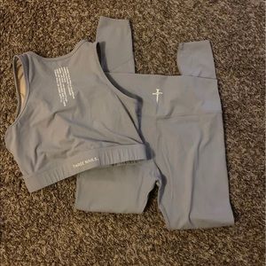 Three Nails legging and bra set
